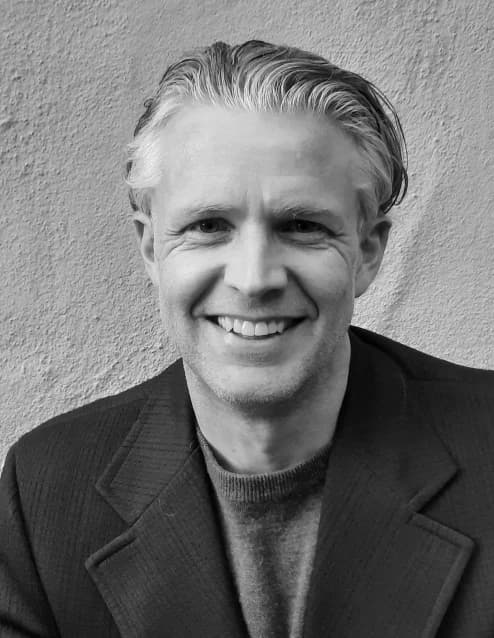 Gourmet Ghosts Author and Guide James Bartlett