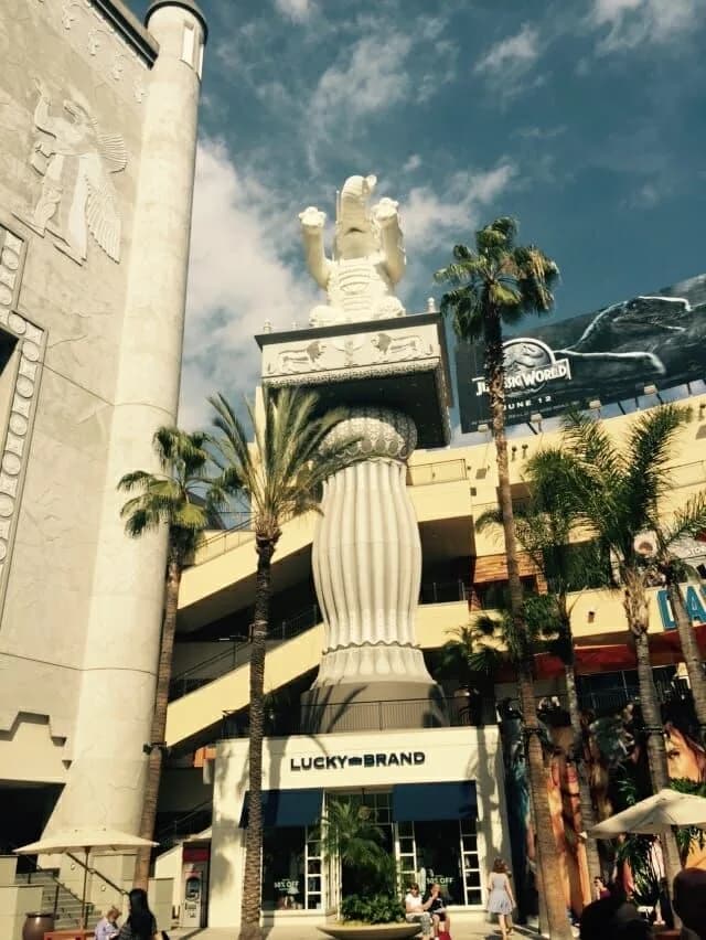 Los Angeles Ghost Tour Haunted Hollywood and Highland Elephant