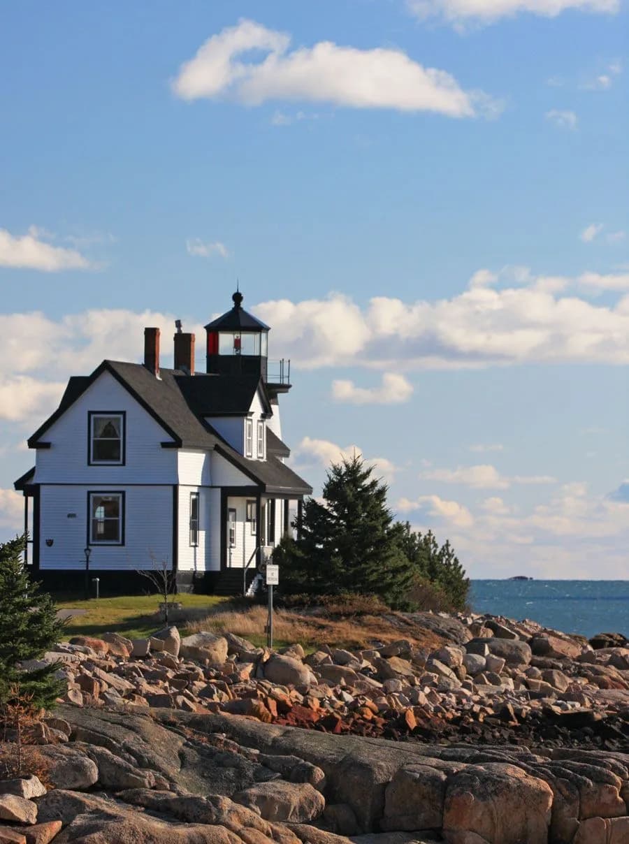 Prospect Harbor light station