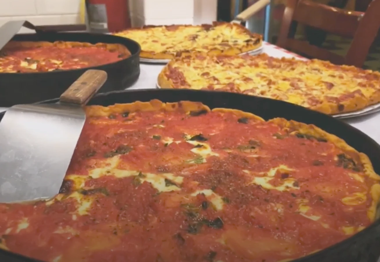 Chicago Ghosts and Pizza Tour 2025 | Haunted Halloween Nights in the Loop
