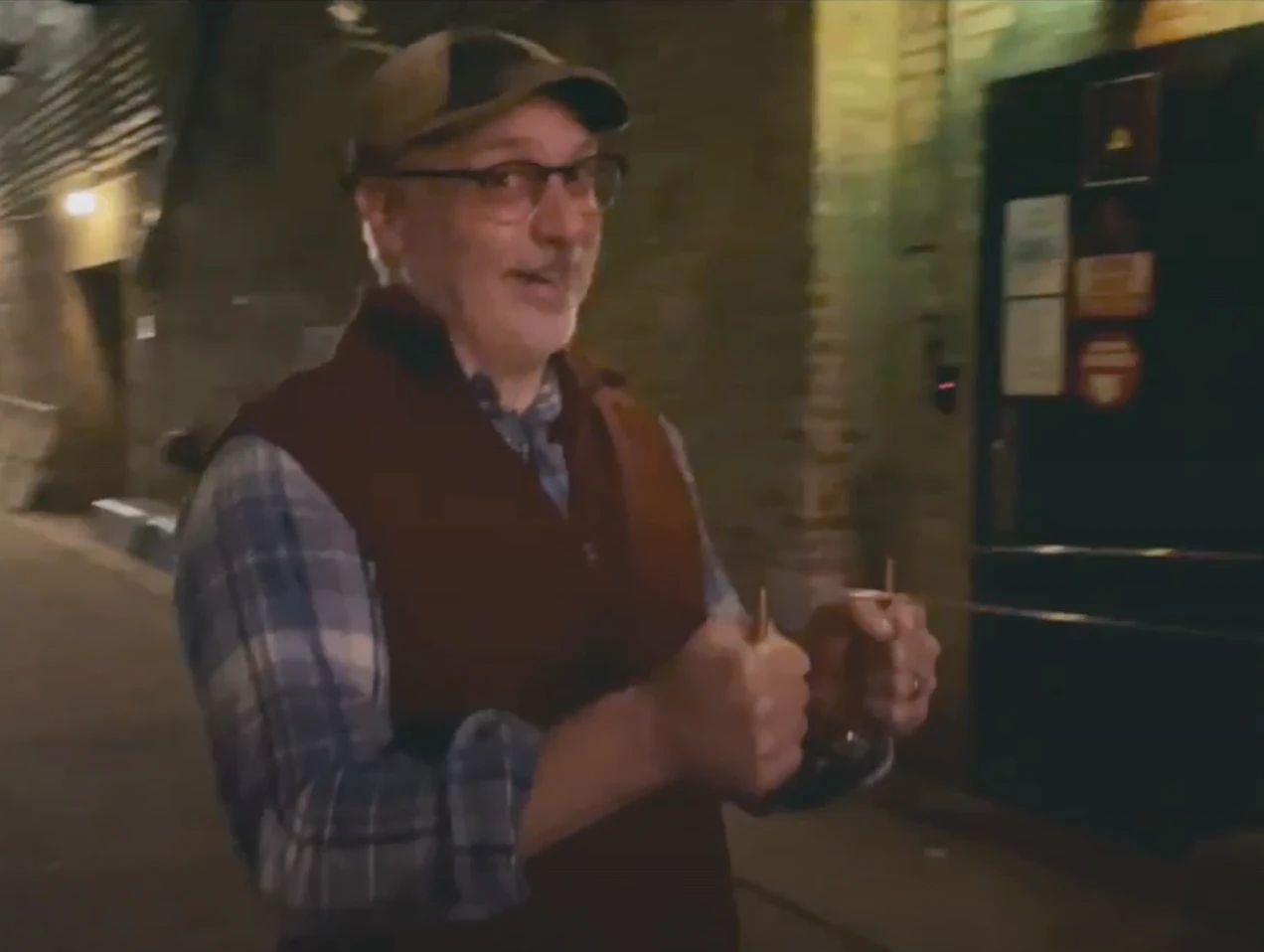 Dowsing rods on the pizza and ghosts tour in Chicago, Illinois!