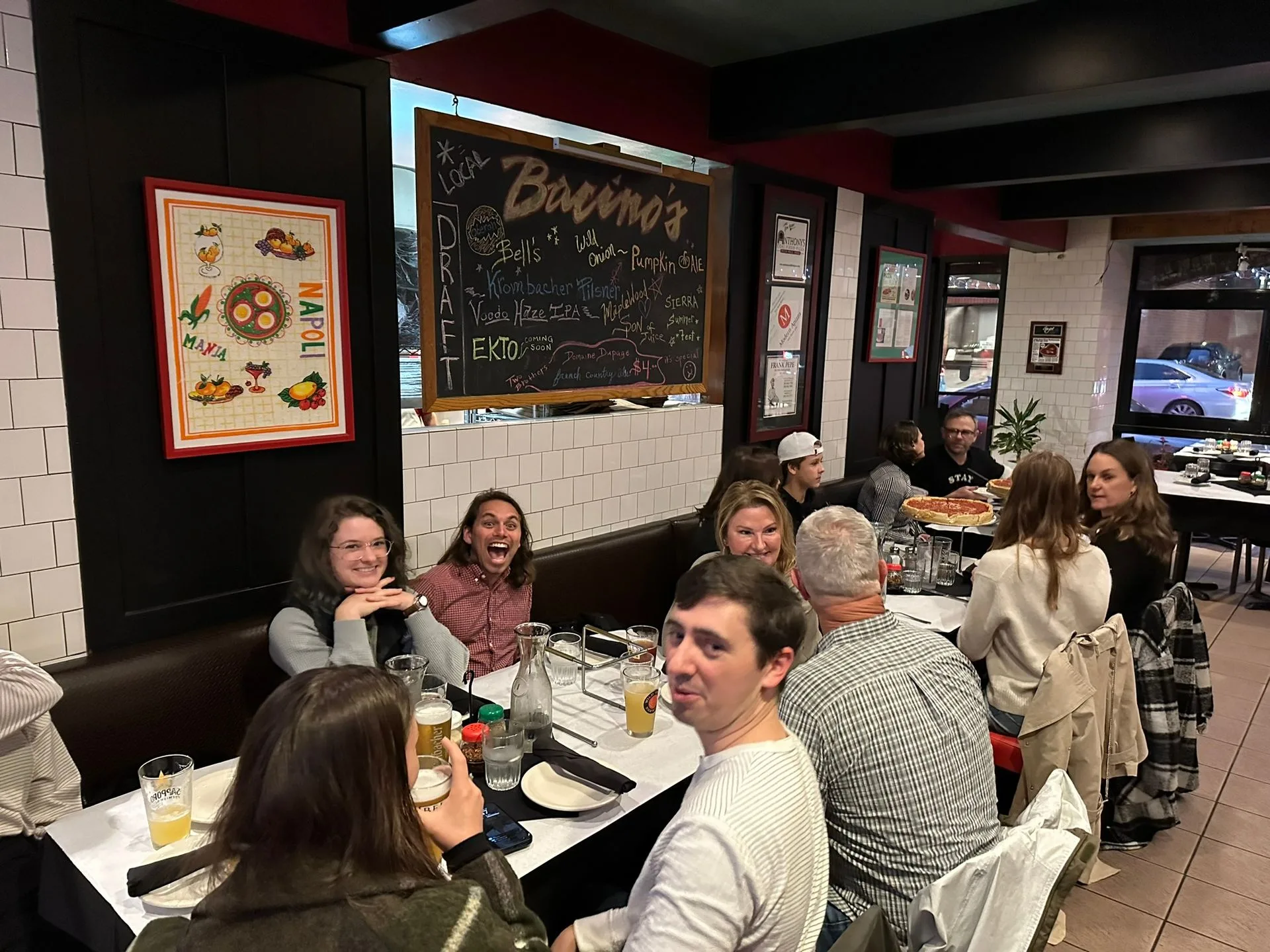 Pizza and ghosts for this group in Chicago!