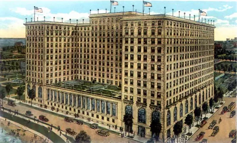 The Gold Coast of Chicago on a postcard from 1920s