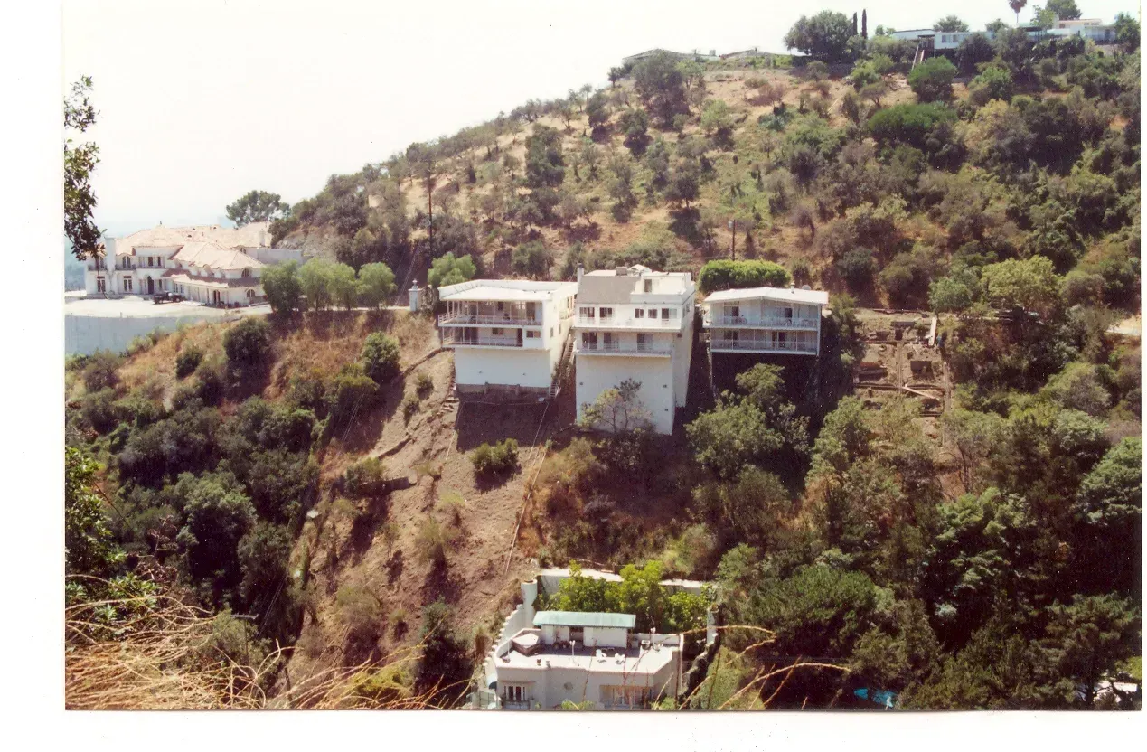 Beverly Hills, California ghost walk