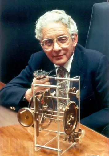 Derek de Solla Price with a scale model of the Antikythera Mechanism