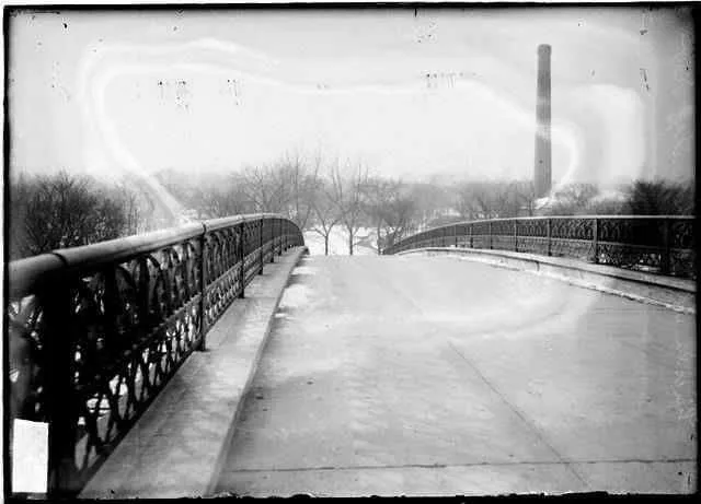 The Bridge of Sighs: Chicago's Lost Suicide Bridge